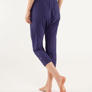 Lululemon Full Length Modern Tranquil Pants in Deep Purple